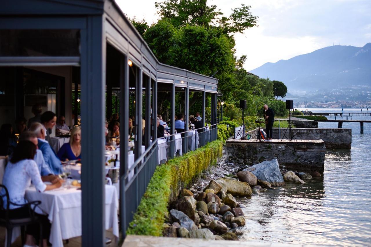 Bella Hotel & Restaurant With Private Dock For Mooring Boats سان فيليتْشي ديل بيناكو المظهر الخارجي الصورة
